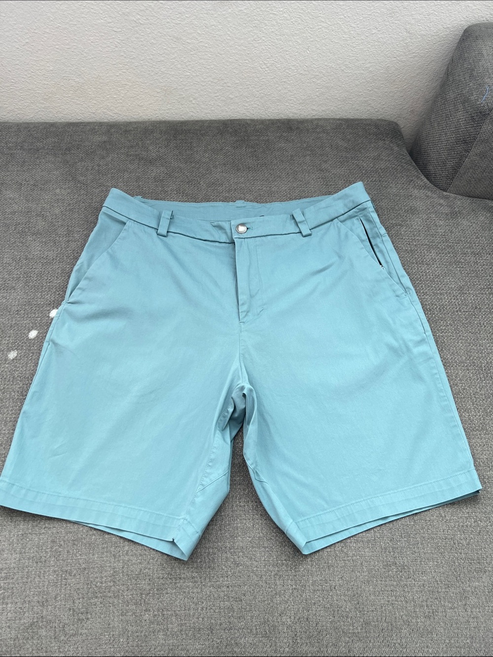 lululemon athletica Men's Sky Blue Cargo Shorts